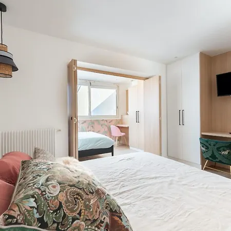 Apartment Beautiful Flat With Terrace - Carre D'or