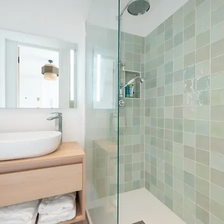 Beautiful Flat With Terrace - Carre D'or