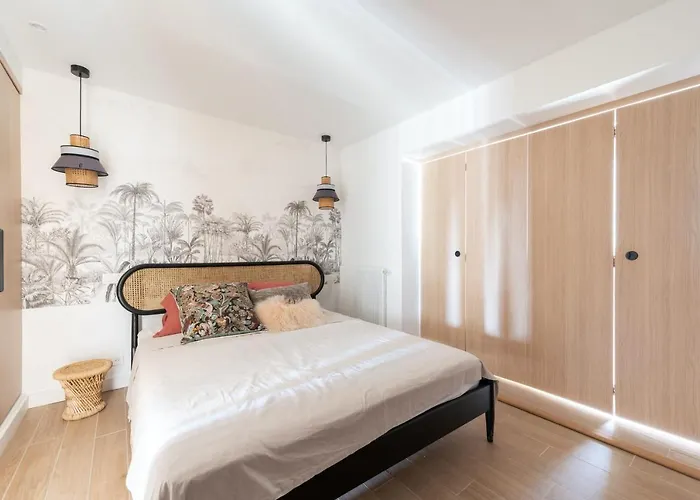Beautiful Flat With Terrace - Carre D'or * كان
